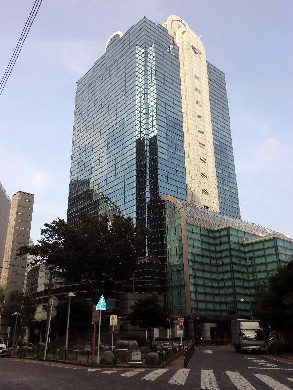 横浜駅東口の大型ビルにご移転